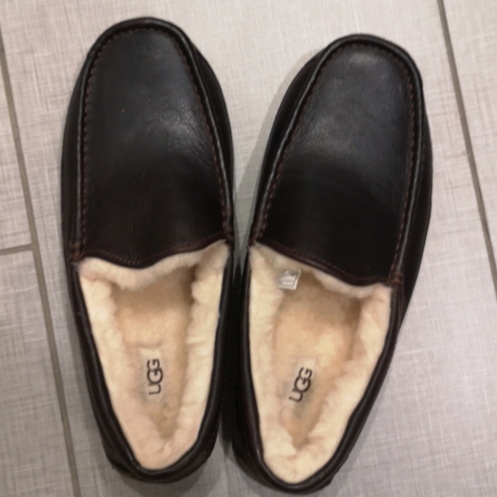 Ugg slippers